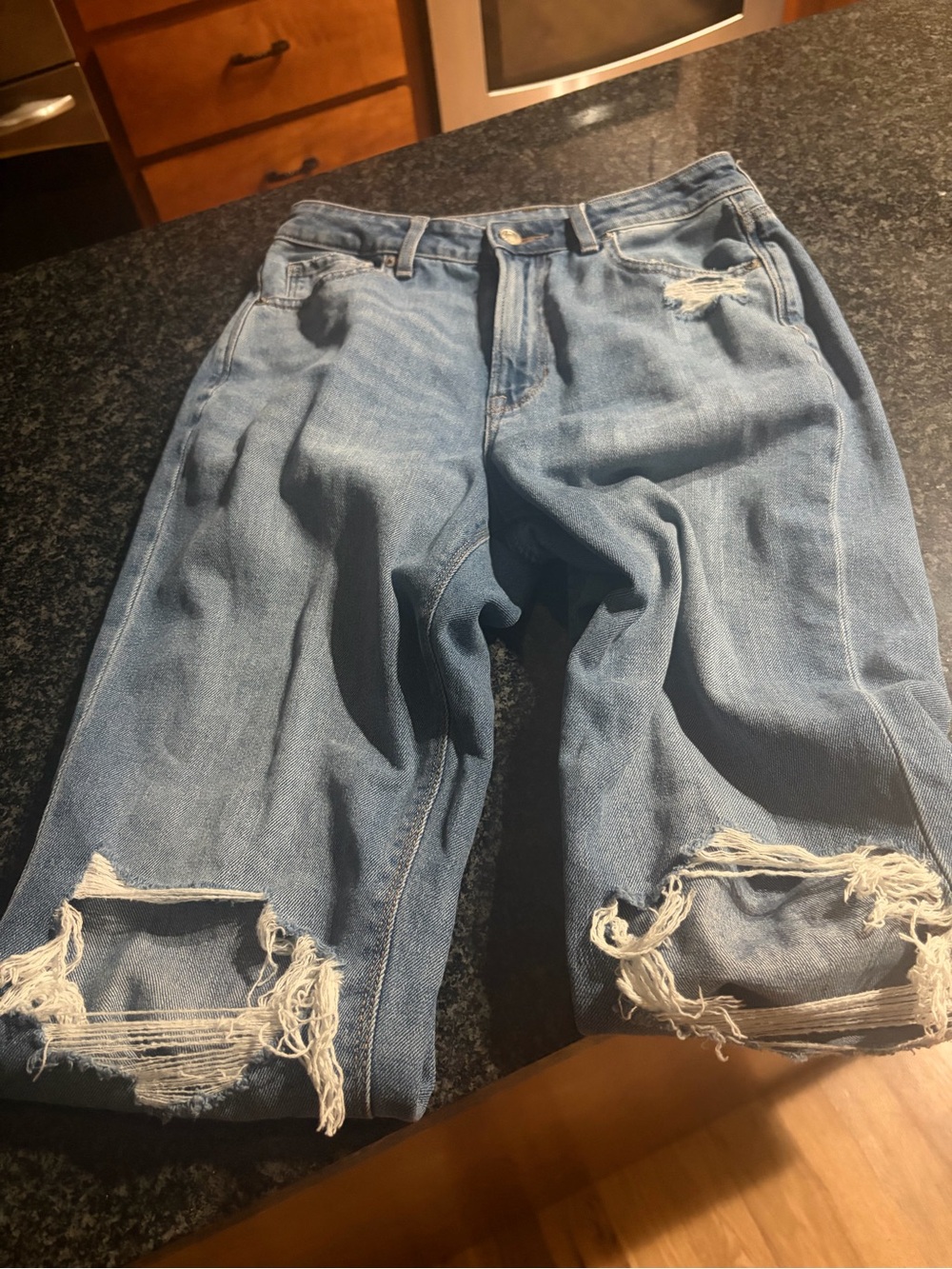 American eagle size 4 regular mom jeans